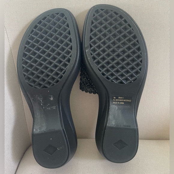 Aerosoles Women’s Black Wedge Sandal Size 7 Neutral Comfort Staple Wardrobe - Picture 5 of 6